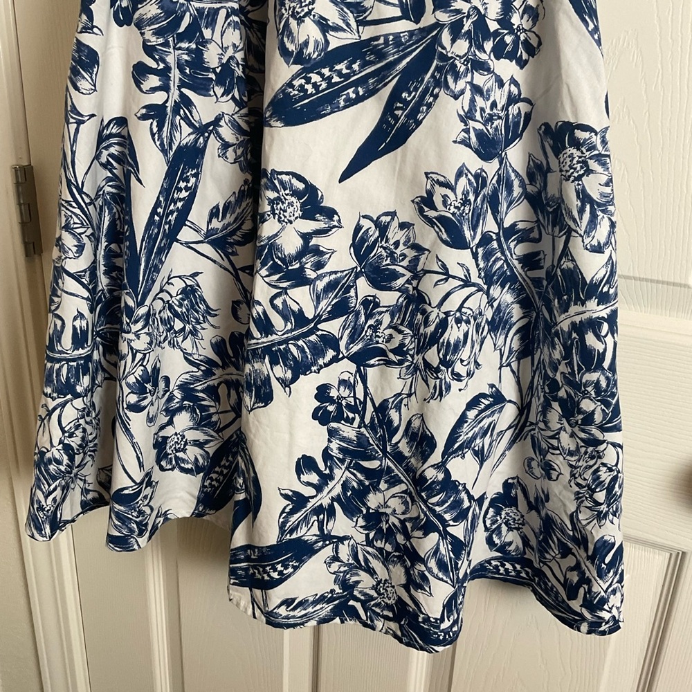 Abercrombie Ruched Puff Sleeve Blue Floral Print Mini Dress Size Medium NWT - Picture 6 of 16